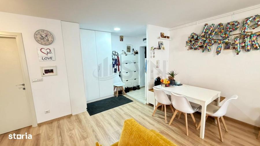 Apartament cu 4 camere decomandat în Pipera