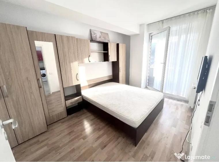 Apartament cu 2 camere nedecomandat în Răcădău