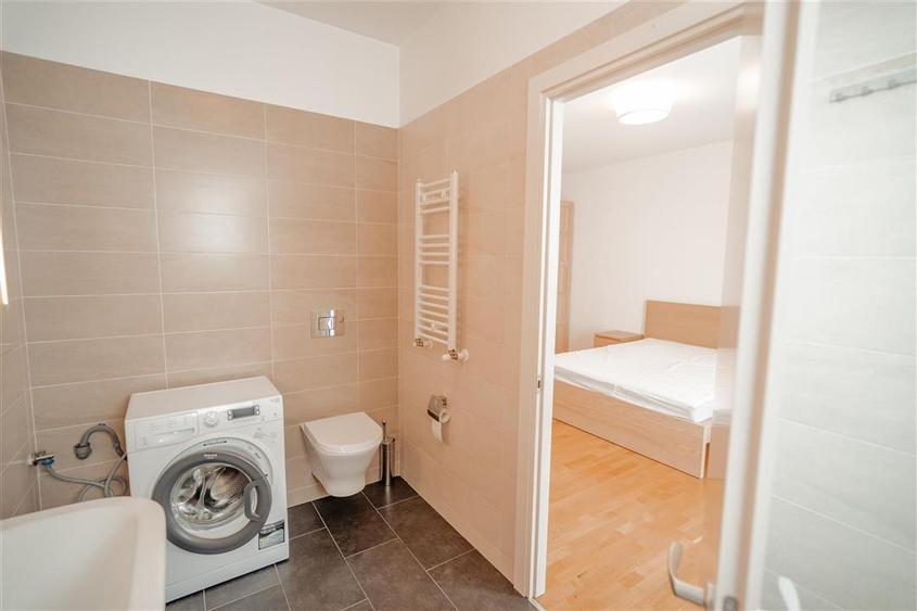 Apartament cu 4 camere decomandat, mobilat în Floreasca