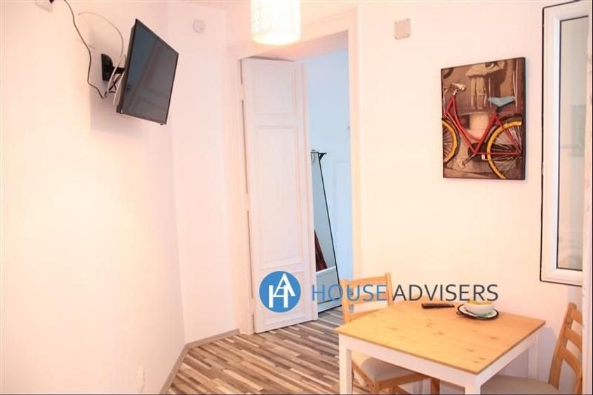 Apartament cu 2 camere, mobilat în Unirii