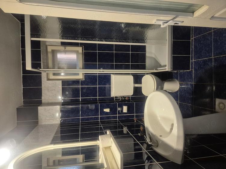 Casă cu 9 camere cu Teren 103 Mp în Ultracentral