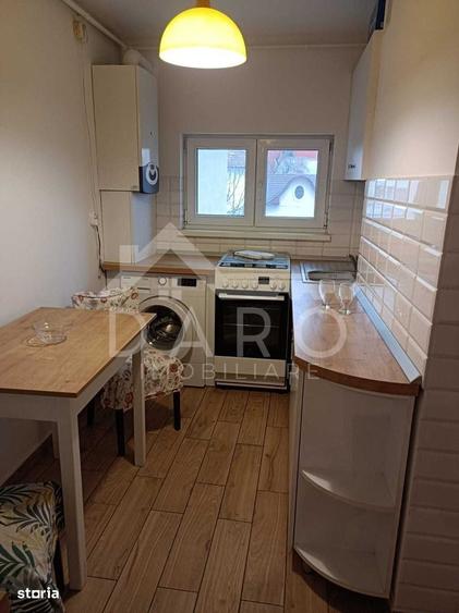 Apartament cu 2 camere decomandat în Central
