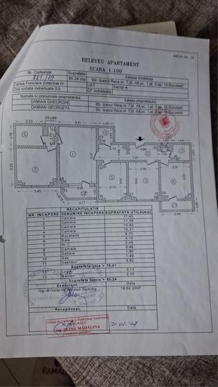 Apartament cu 4 camere semidecomandat în Berceni