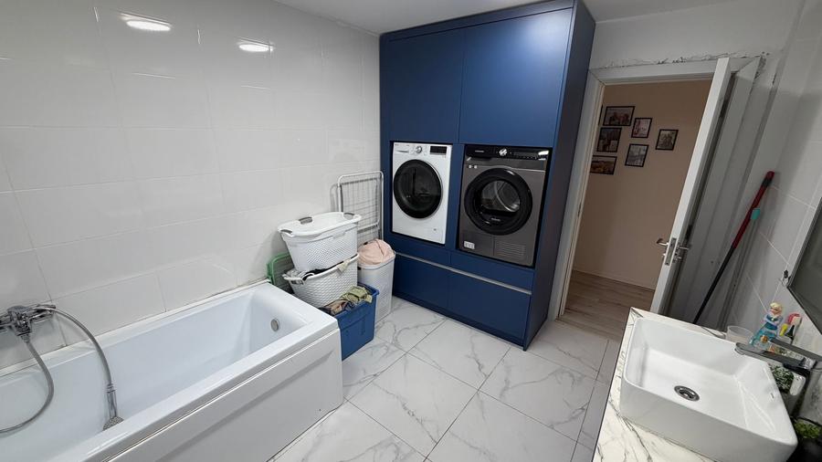 Casă cu 4 camere cu Teren 1000 Mp în Cataloi