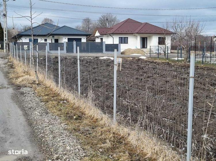 Teren de 510 mp, în Ipotești