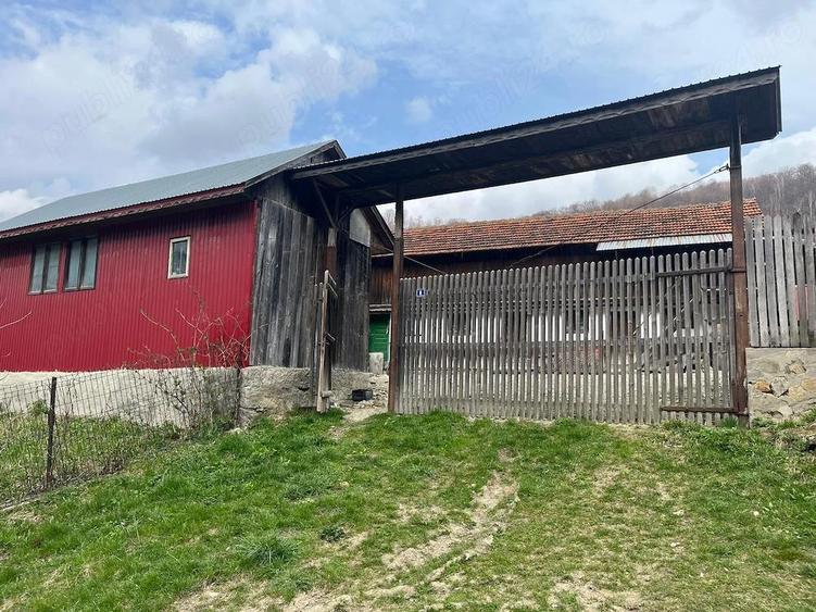 Casa de vanzare ! Pret avantajos! - 1