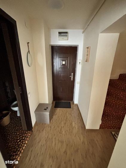 Apartament cu 4 camere decomandat în Exterior Vest