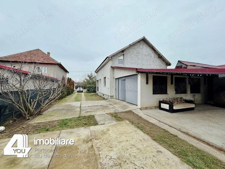 Casă cu Teren 1422 Mp în Cicir