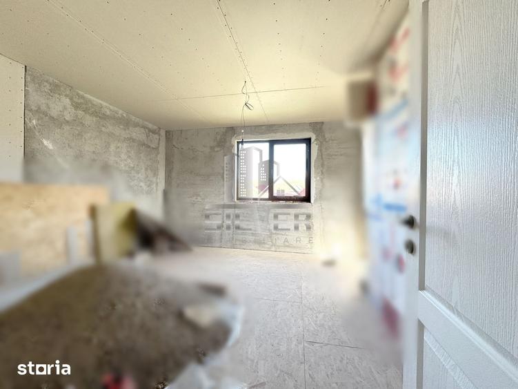 Casă cu 4 camere cu Teren 1000 Mp în Sânpaul