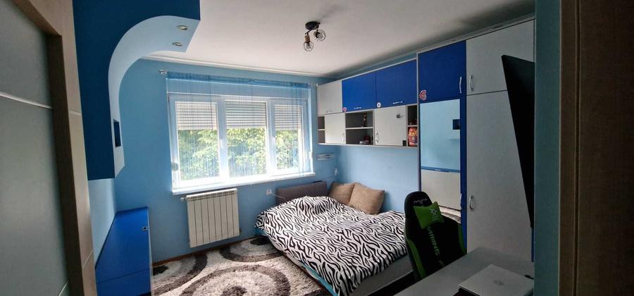 Apartament cu 3 camere decomandat în Turda
