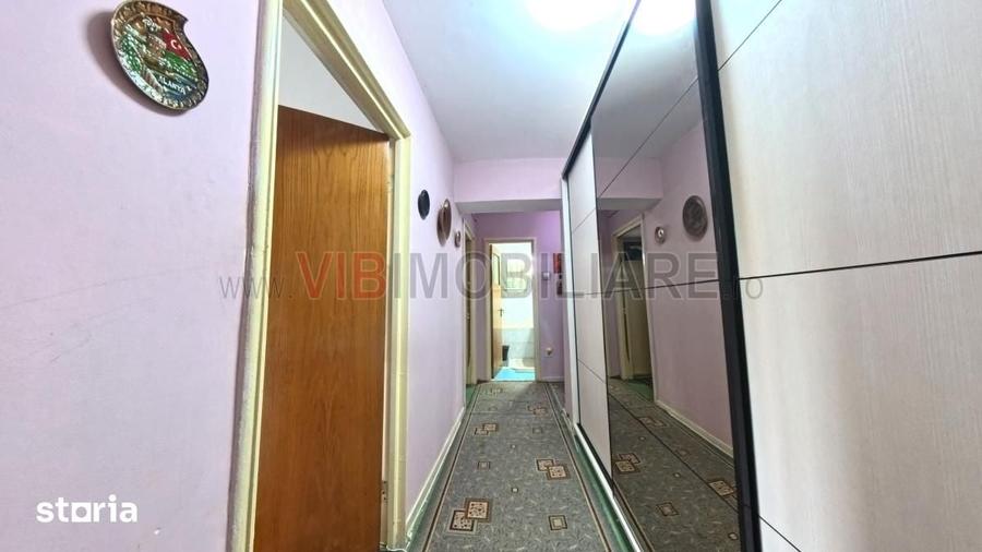 Apartament cu 4 camere în Drumul Taberei