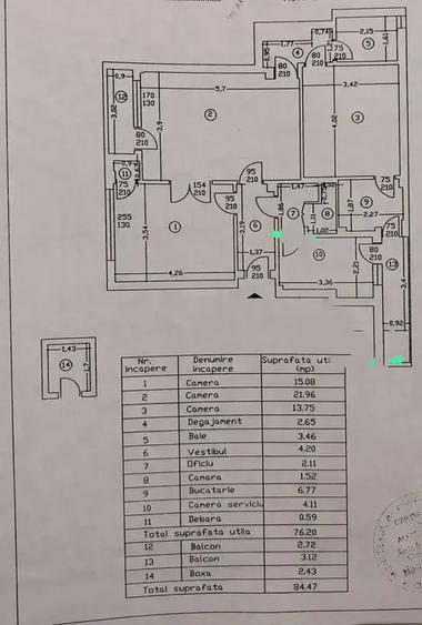 Apartament cu 3 camere semidecomandat, mobilat în Universitate