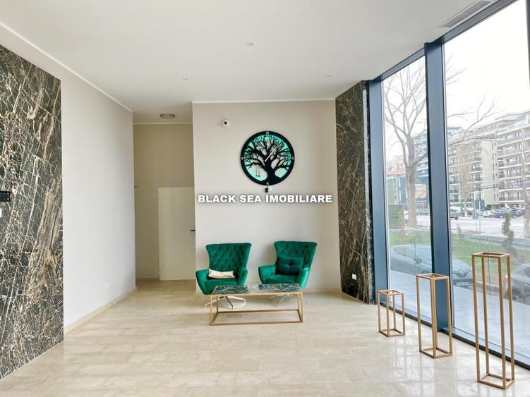 Apartament cu 3 camere, mobilat în Central