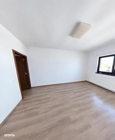 Casă cu 4 camere în Chiajna