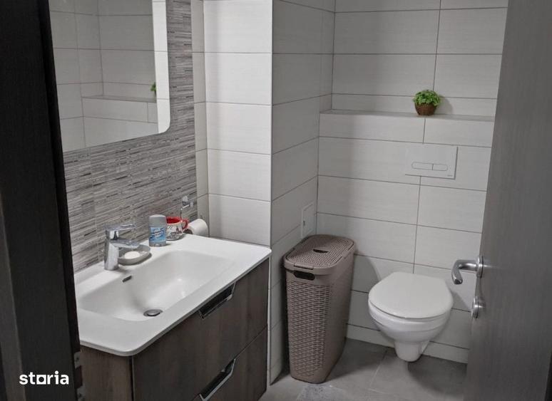 Apartament cu 3 camere în Tudor Vladimirescu