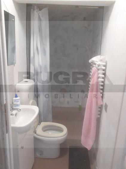 Garsonieră decomandată în Plopilor