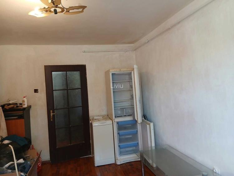 De inchiriat garsoniera 22 mp Bulevardul Muncii (exact la statia Tramvai SINTEROM Nord)