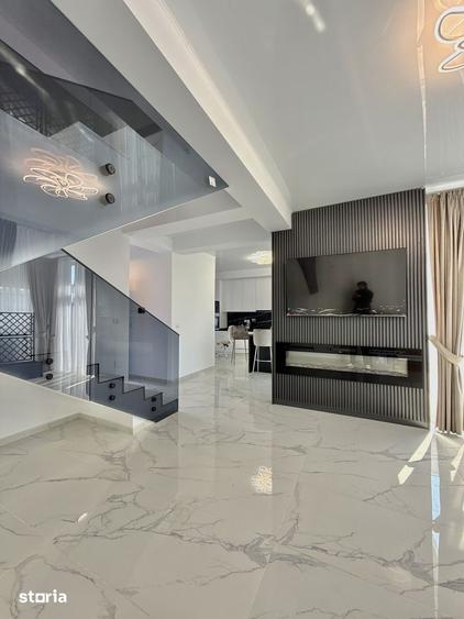 Casă cu 5 camere cu Teren 250 Mp în Central