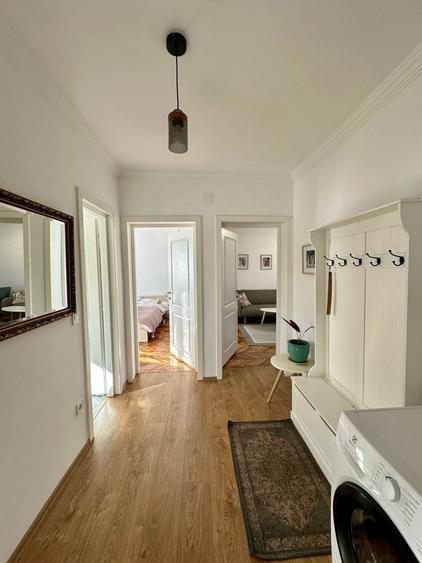 Apartament cu 2 camere decomandat în Central