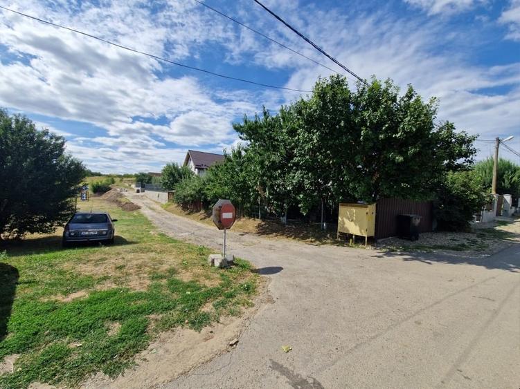 Teren Construcții intravilan de 2500 mp, în Calea Romanului