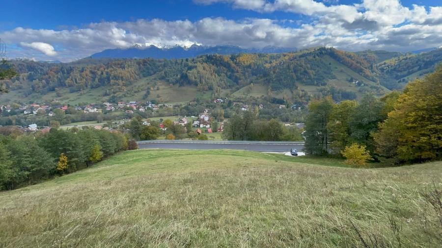 Teren Construcții extravilan de 4700 mp, în Moieciu de Jos