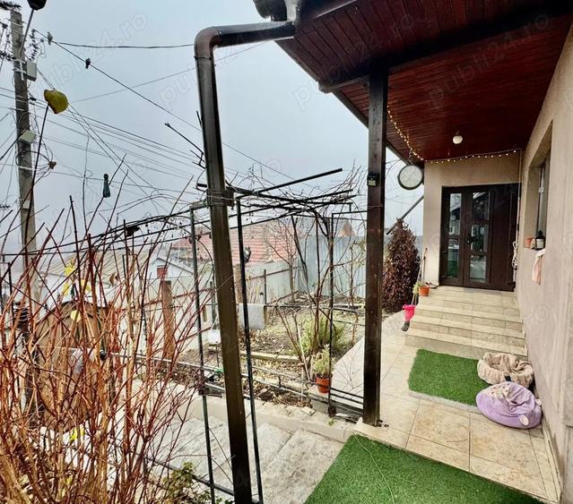 Casă cu 3 camere cu Teren 450 Mp în Central