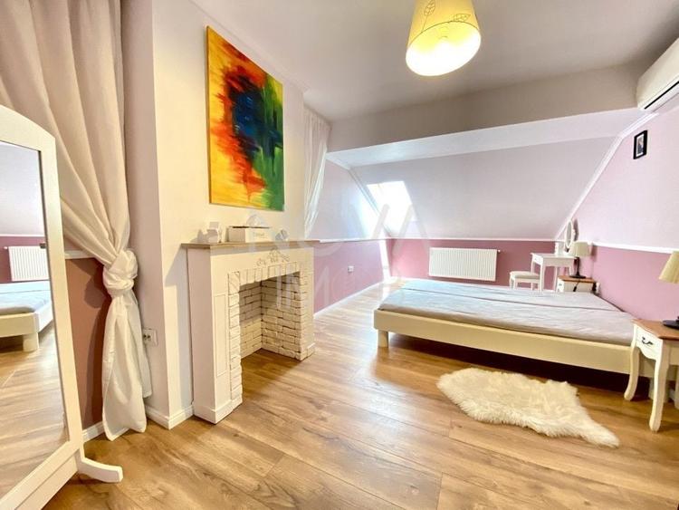 Apartament cu 3 camere decomandat, mobilat în Ștrand