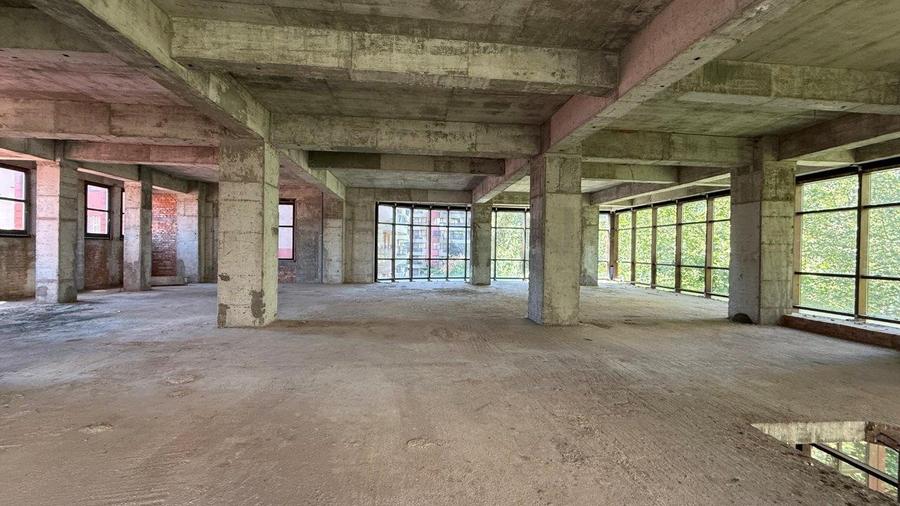 Spațiu comercial, de 1,100 mp, în Ștefan cel Mare