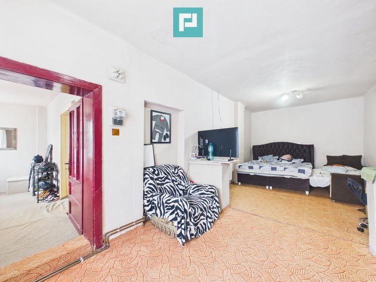 Casă individuală cu 3 camere cu Canalizare în Bujac