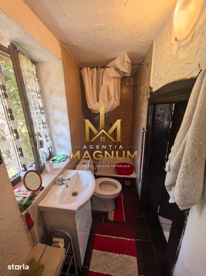 Casă cu 4 camere cu Teren 450 Mp în Central