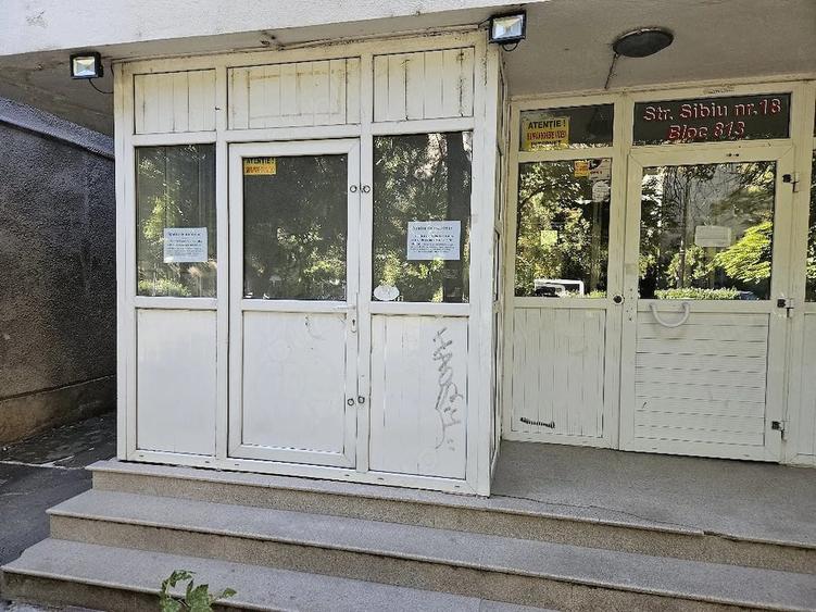 Spațiu comercial, de 6 mp, în Drumul Taberei