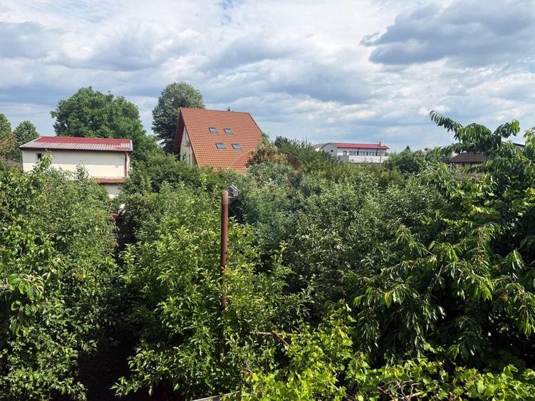 Casă individuală cu 5 camere cu Teren 484 Mp în Bucureștii Noi