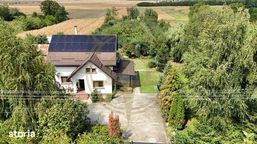 Casă cu 5 camere cu Teren 3247 Mp în Corbii Mari