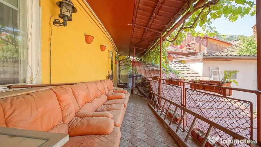 Casă cu 3 camere cu Teren 104 Mp în Central
