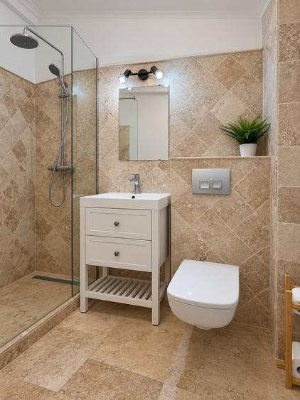 Apartament cu 2 camere decomandat, mobilat în Nord