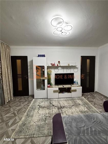 Apartament cu 2 camere semidecomandat în Micro 14