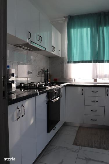 Casă cu 3 camere cu Teren 400 Mp în Bârnova
