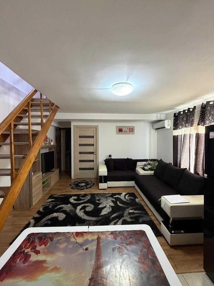 Apartament cu 4 camere decomandat în Exterior Vest