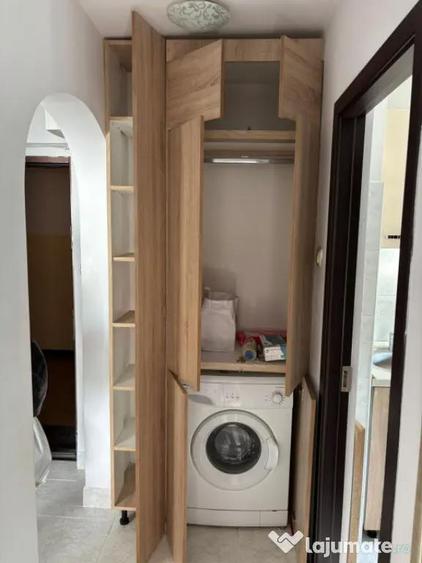 Apartament cu 2 camere decomandat în Vest