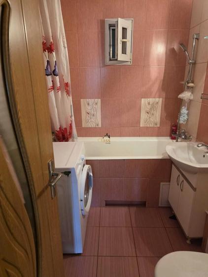 Apartament cu 2 camere decomandat, mobilat în Mărăști