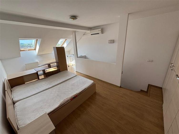 Apartament cu 2 camere decomandat în 7 Noiembrie