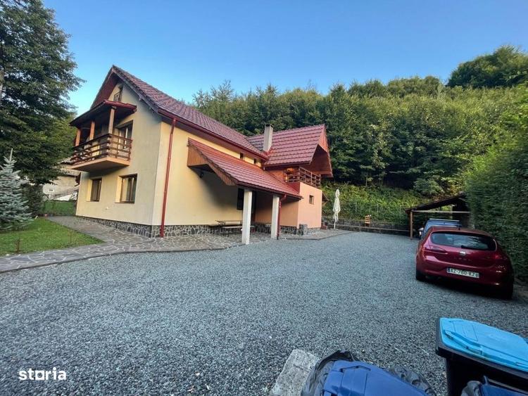 Pensiune 6 camere, 200 mp, zona Firiza-Izvoare - 1