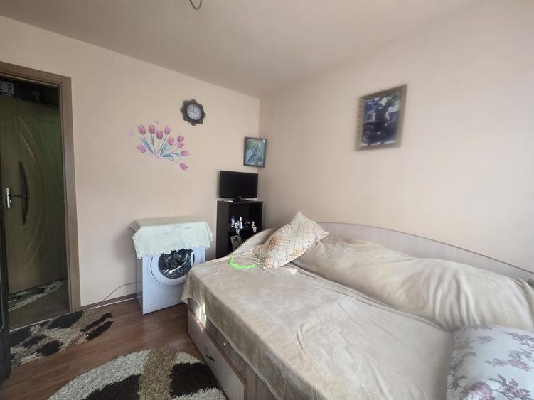 Apartament cu 2 camere semidecomandat în Viziru 2