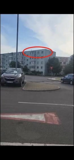 Apartament cu 3 camere semidecomandat în Milcov