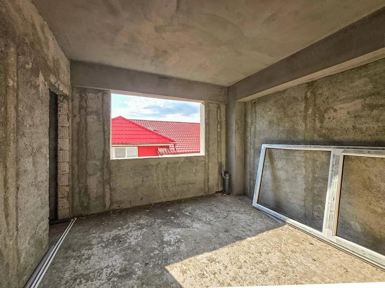 INVESTITIE. Teren cu cladire tip hala/spatiu comercial 971 mp, in Militari - 1