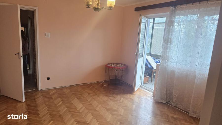 Apartament cu 2 camere în Piața Centrală