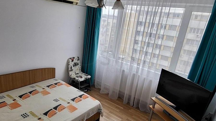 Apartament cu 3 camere semidecomandat, mobilat în Iancului — fotografia 2