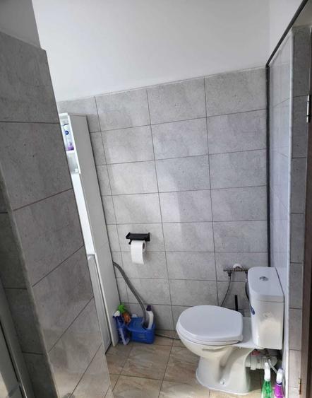 Apartament cu 3 camere în Florești