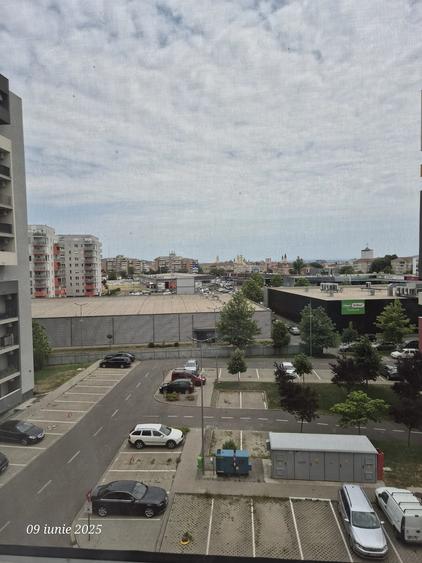 Apartament cu 2 camere decomandat în Exterior Vest