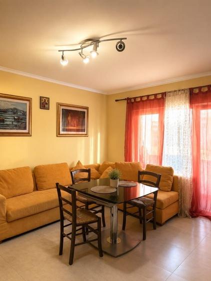 Apartament cu 2 camere în Florești